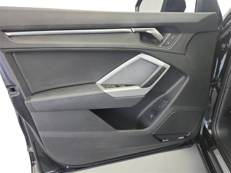 2023 Audi Q3 quattro S line Prem Plus 45 TFSI