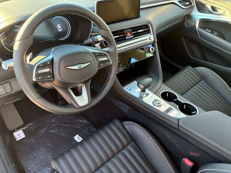 2026 Genesis G70 2.5T Prestige