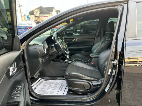 2021 Kia Forte GT Line