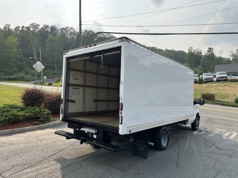 2014 Ford E-Series E-350 SD