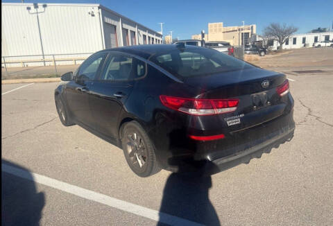 2020 Kia Optima LX