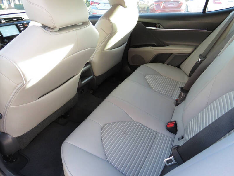 2018 Toyota Camry SE