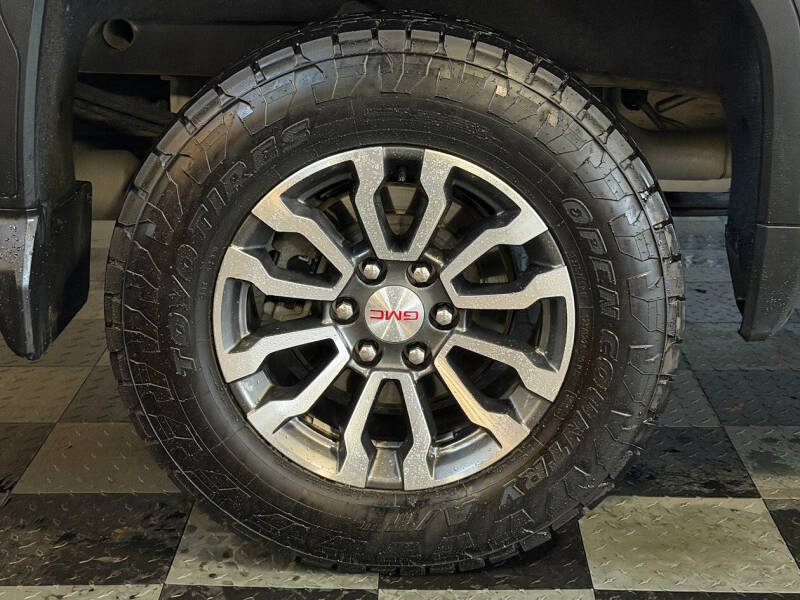 2022 GMC Sierra 1500 Limited AT4