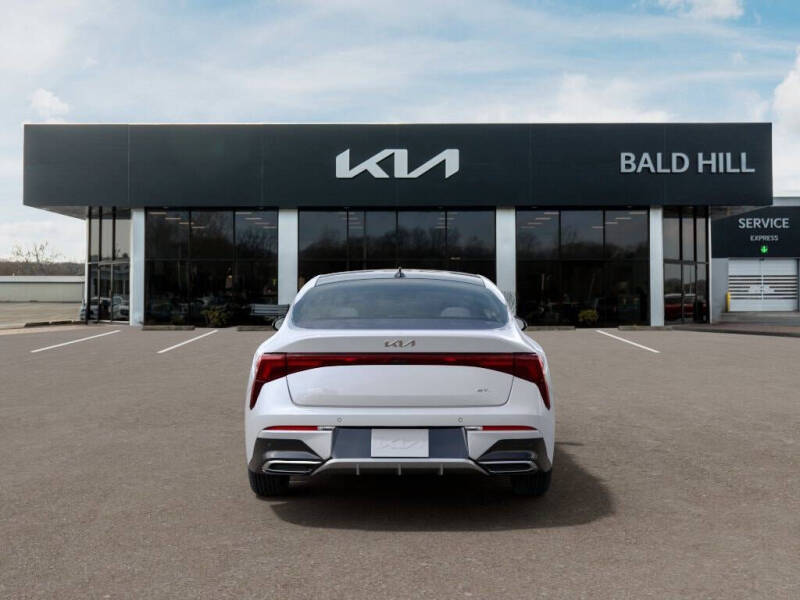 2026 Kia K5