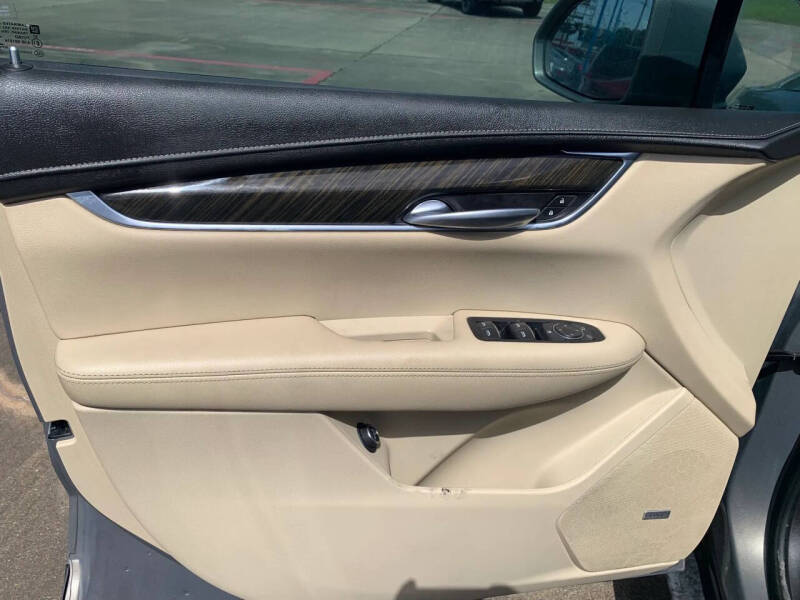 2018 Cadillac XT5