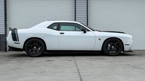 2016 Dodge Challenger R/T Scat Pack