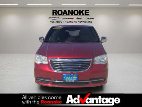2013 Chrysler Town and Country Touring-L