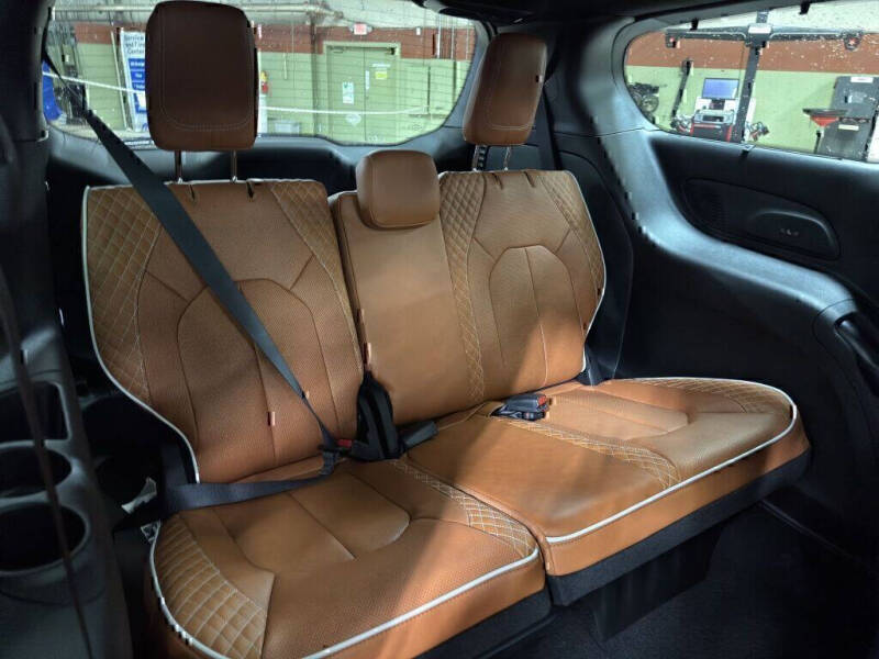 2026 Chrysler Pacifica Pinnacle