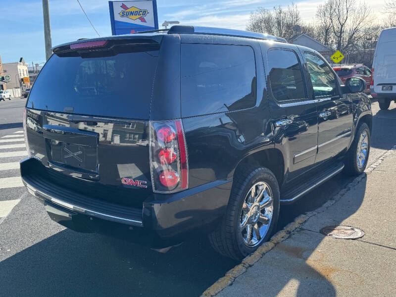 2009 GMC Yukon Denali
