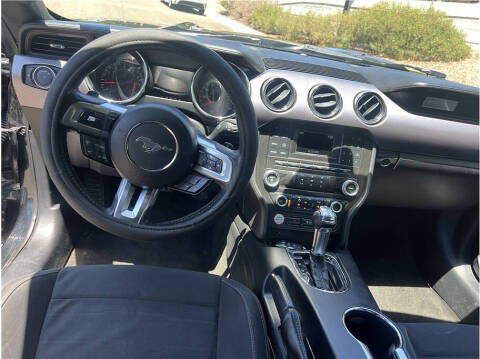 2015 Ford Mustang