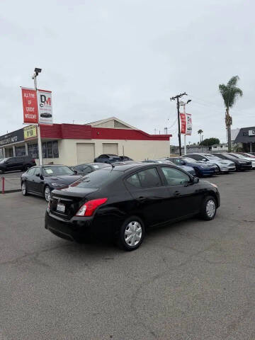 2017 Nissan Versa 1.6 S