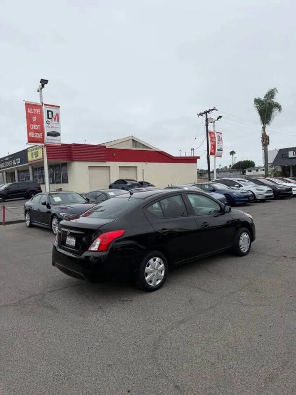 2017 Nissan Versa 1.6 S