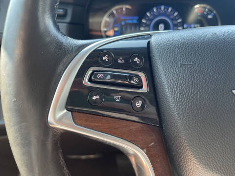 2016 Cadillac Escalade Luxury Collection