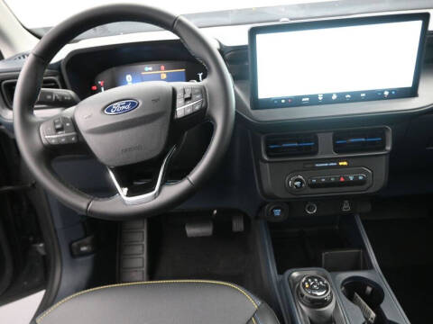 2025 Ford Maverick Lobo