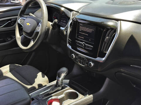 2021 Chevrolet Traverse LS