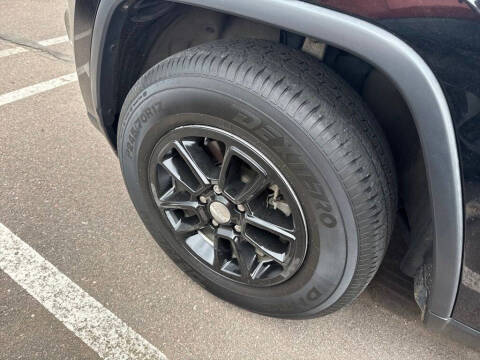 2018 Jeep Grand Cherokee Laredo