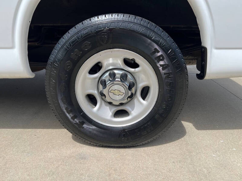 2016 Chevrolet Express LT 2500