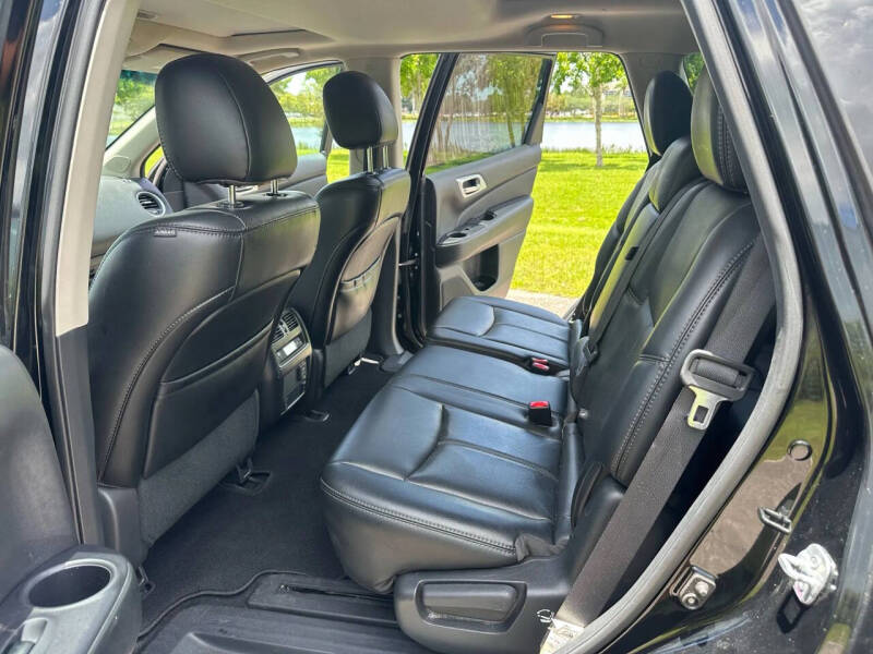 2016 Nissan Pathfinder Platinum