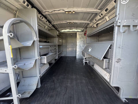 2017 Chevrolet Express 2500