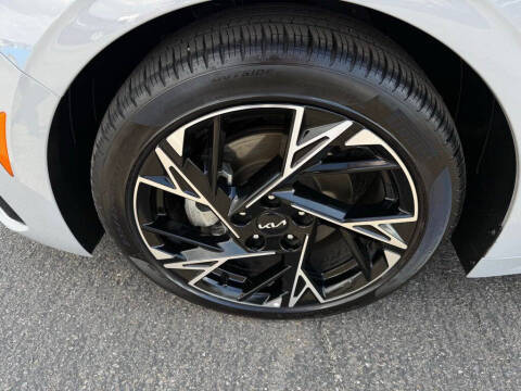 2025 Kia K5