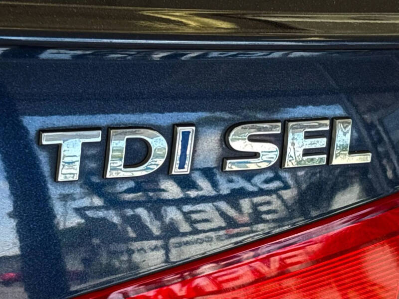 2015 Volkswagen Passat 2.0L TDI SEL Premium