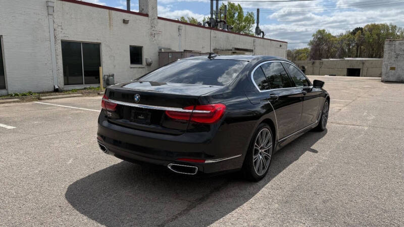 2018 BMW 7 Series 740i