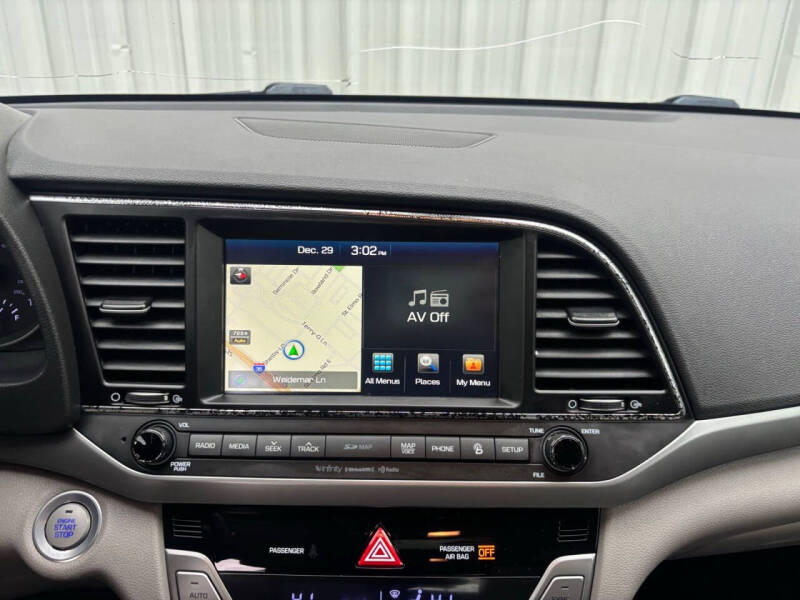 2017 Hyundai Elantra