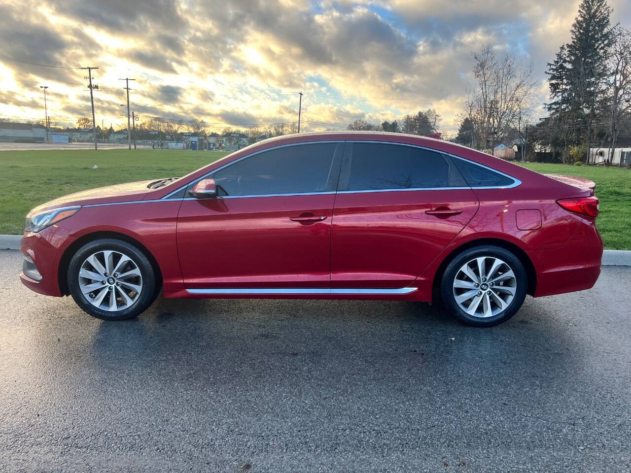 2017 Hyundai SONATA for sale at ZEEK MOTORS LLC in Columbus, OH