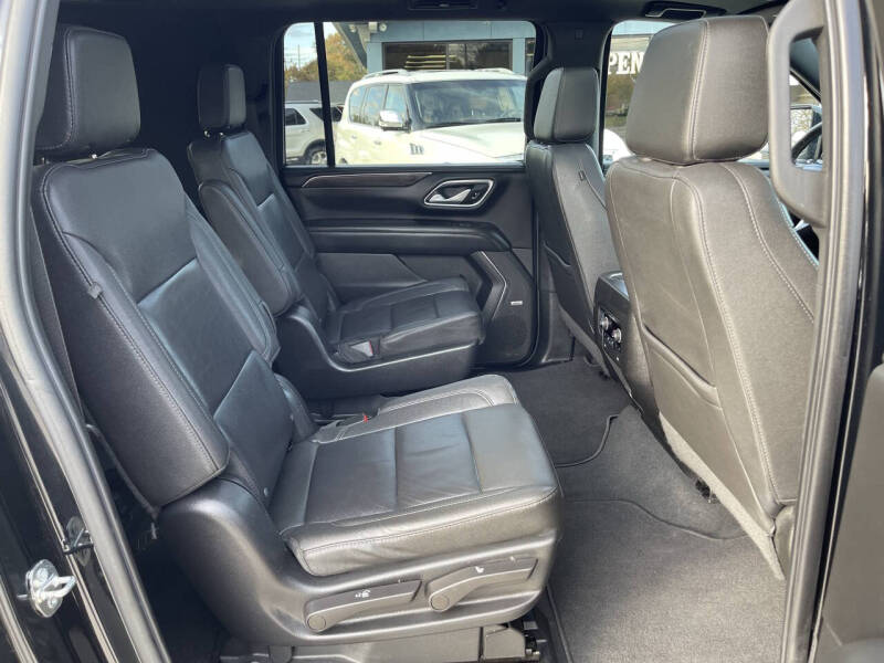 2022 Chevrolet Suburban LT