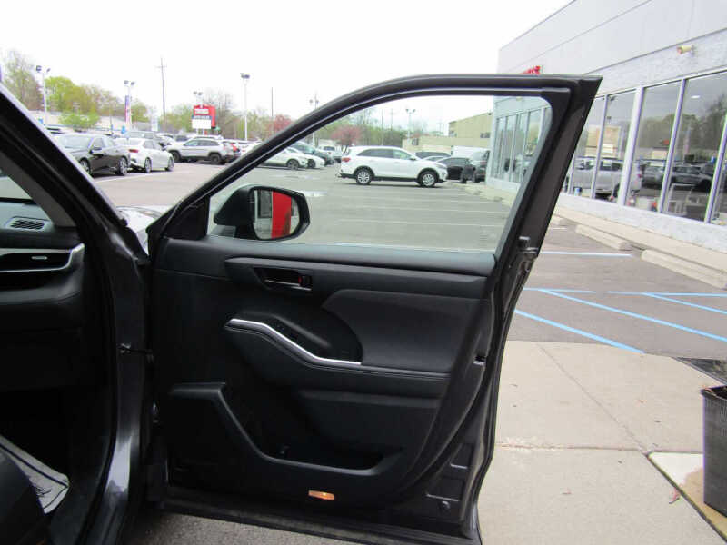 2024 Toyota Highlander