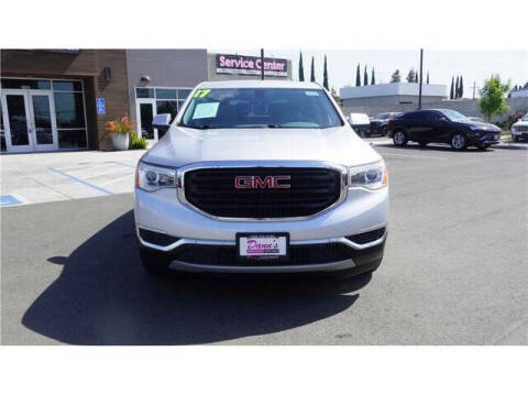 2017 GMC Acadia SLE-1