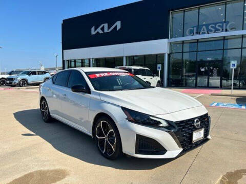 2024 Nissan Altima 2.5 SR