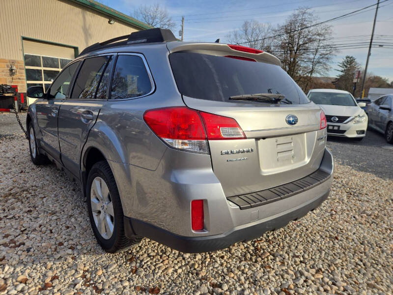 2011 Subaru Outback 2.5i Limited