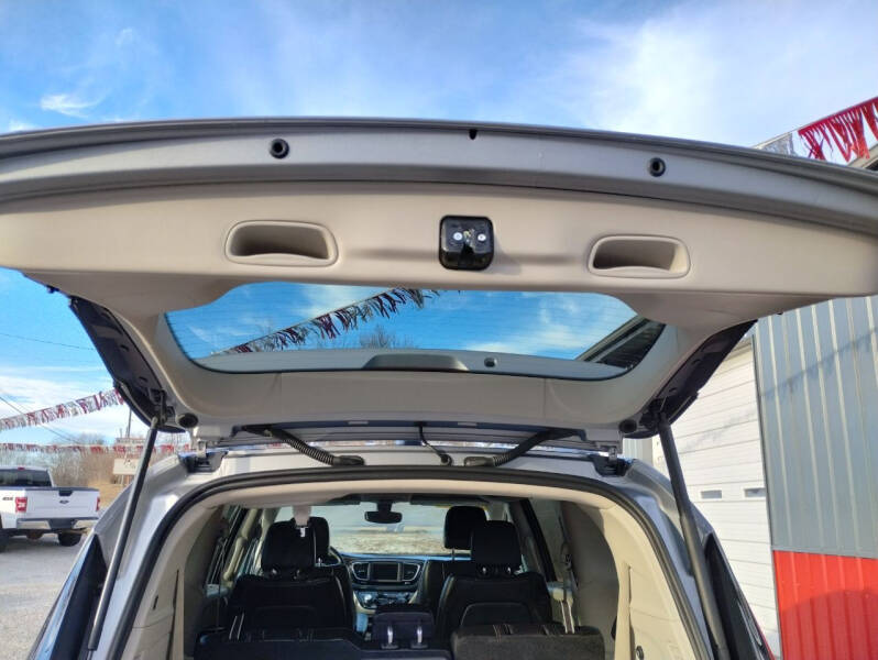 2021 Chrysler Voyager LXi