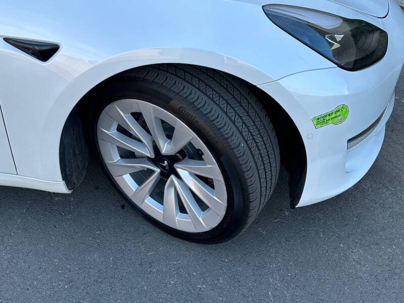 2022 Tesla Model 3 Base photo 47