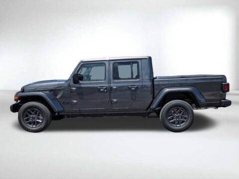 2025 Jeep Gladiator Sport S