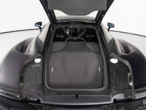 2023 McLaren GT