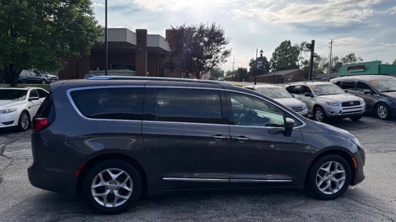 2018 Chrysler Pacifica Touring L Plus