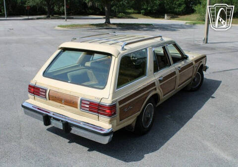 1981 Chrysler Le Baron Town and Country