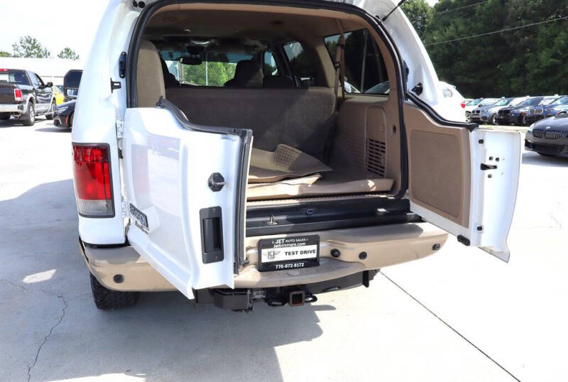 2004 Ford Excursion Eddie Bauer