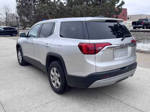 2017 GMC Acadia SLE-1