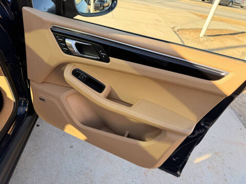 2016 Porsche Macan S