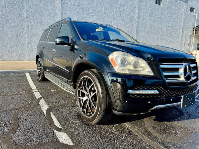 2011 Mercedes-Benz GL-Class GL 550 4MATIC