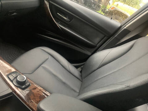 2013 BMW 3 Series 328i