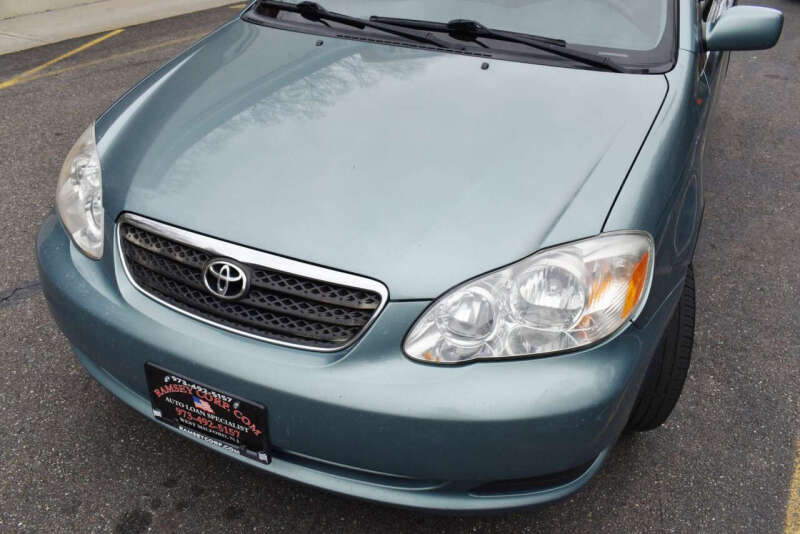2005 Toyota Corolla CE