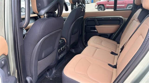 2025 Land Rover Defender 110 P400 X