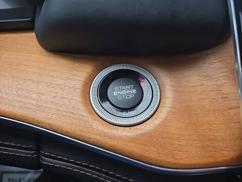 2022 Jeep Grand Cherokee Summit Reserve