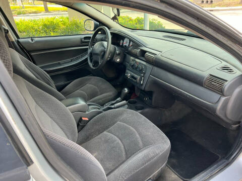 2004 Dodge Stratus SE