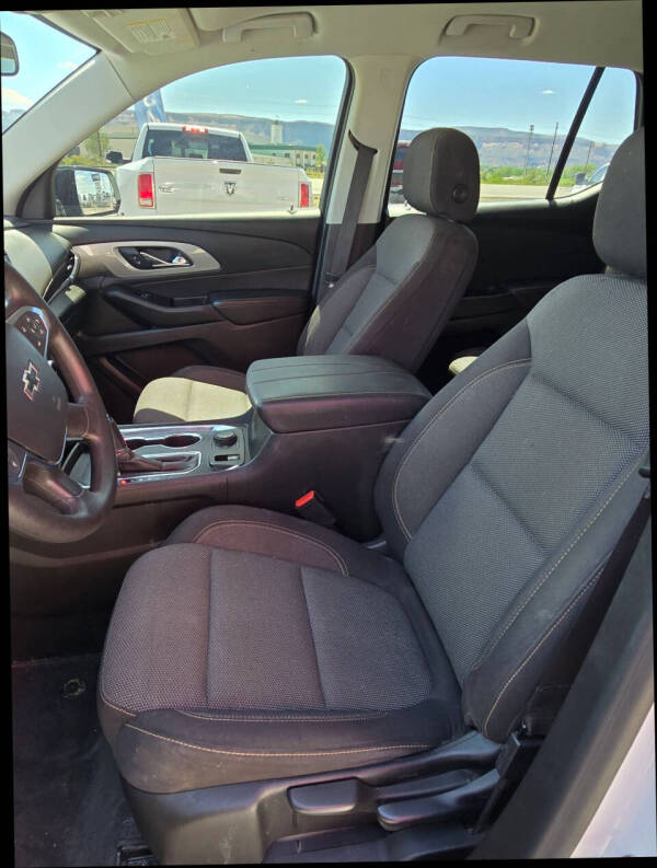 2020 Chevrolet Traverse LS
