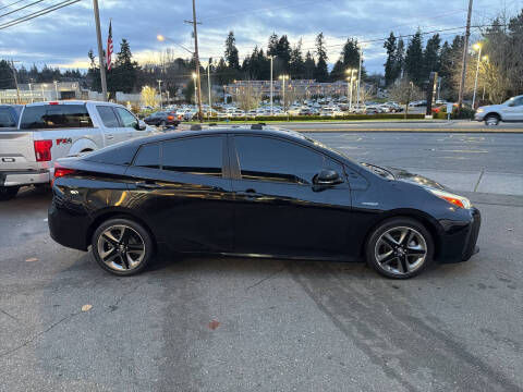 2020 Toyota Prius XLE